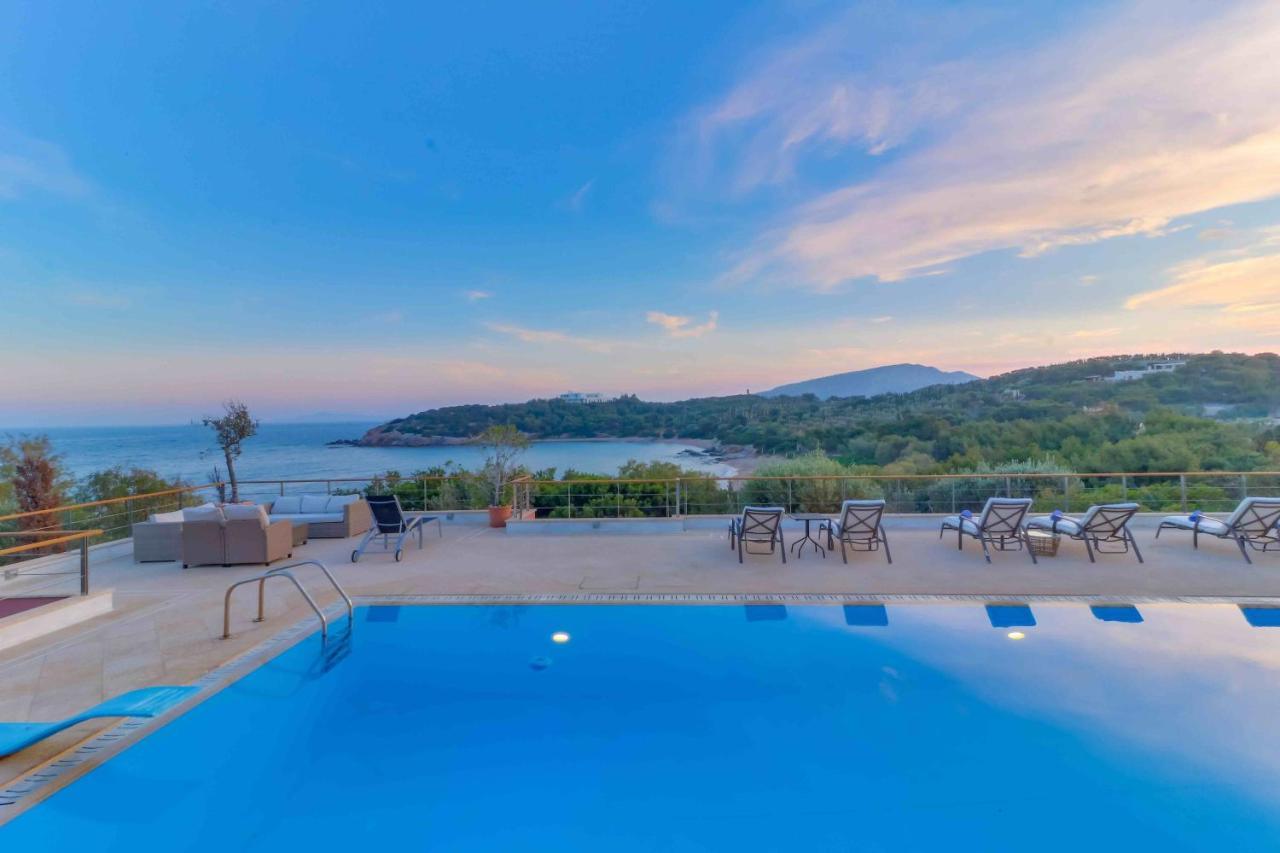 Black Diamond Beachfront Pool Villa Pasithea In Sounio, Athens Sounion Eksteriør billede