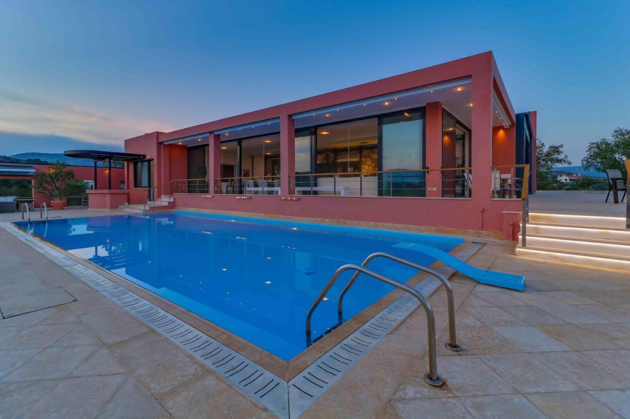 Black Diamond Beachfront Pool Villa Pasithea In Sounio, Athens Sounion Eksteriør billede