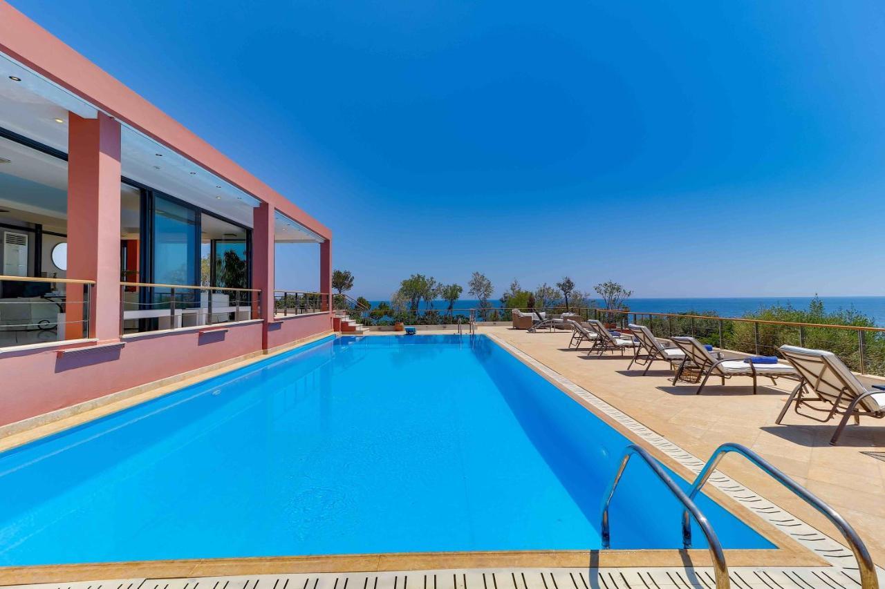 Black Diamond Beachfront Pool Villa Pasithea In Sounio, Athens Sounion Eksteriør billede
