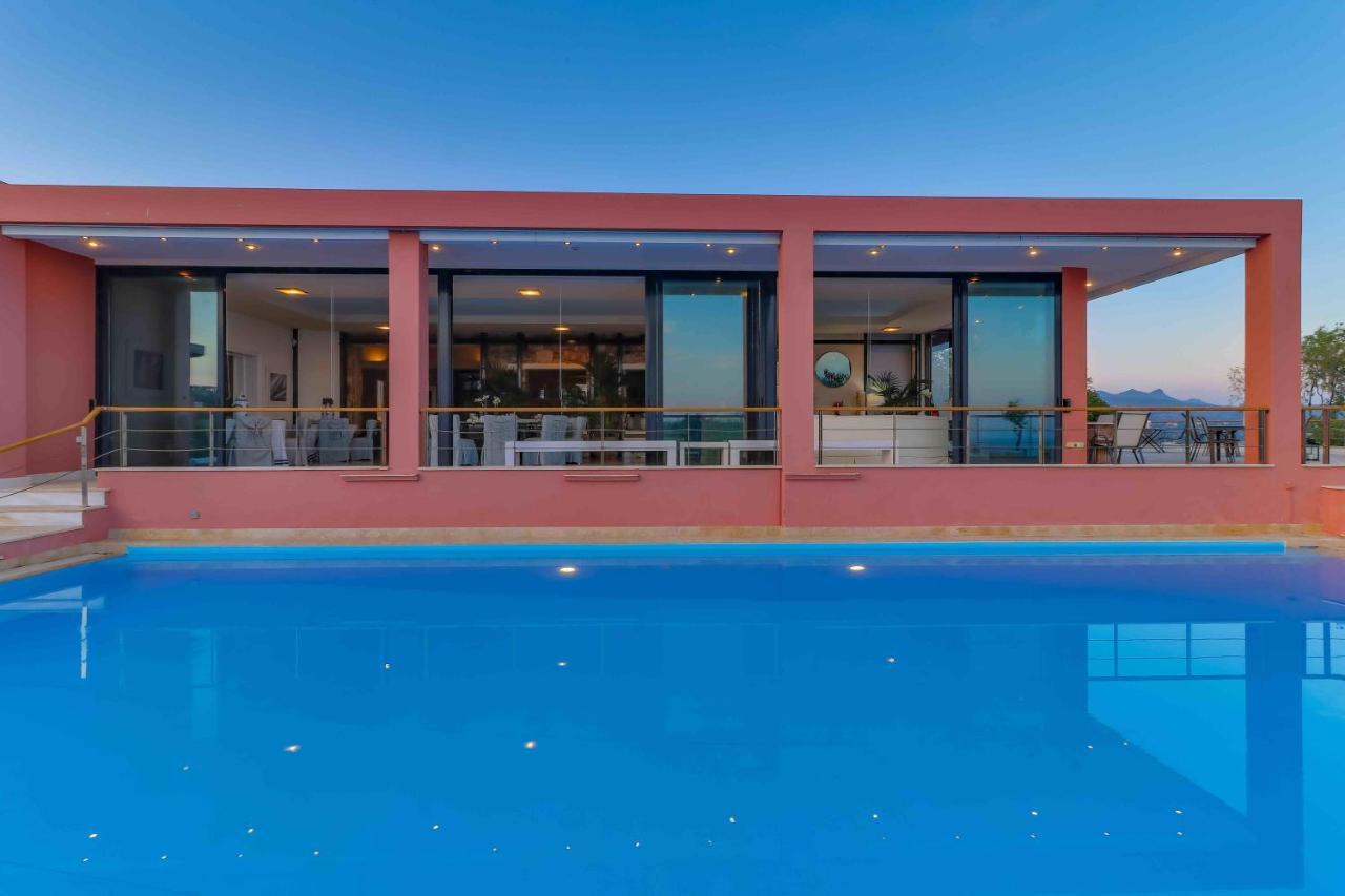 Black Diamond Beachfront Pool Villa Pasithea In Sounio, Athens Sounion Eksteriør billede