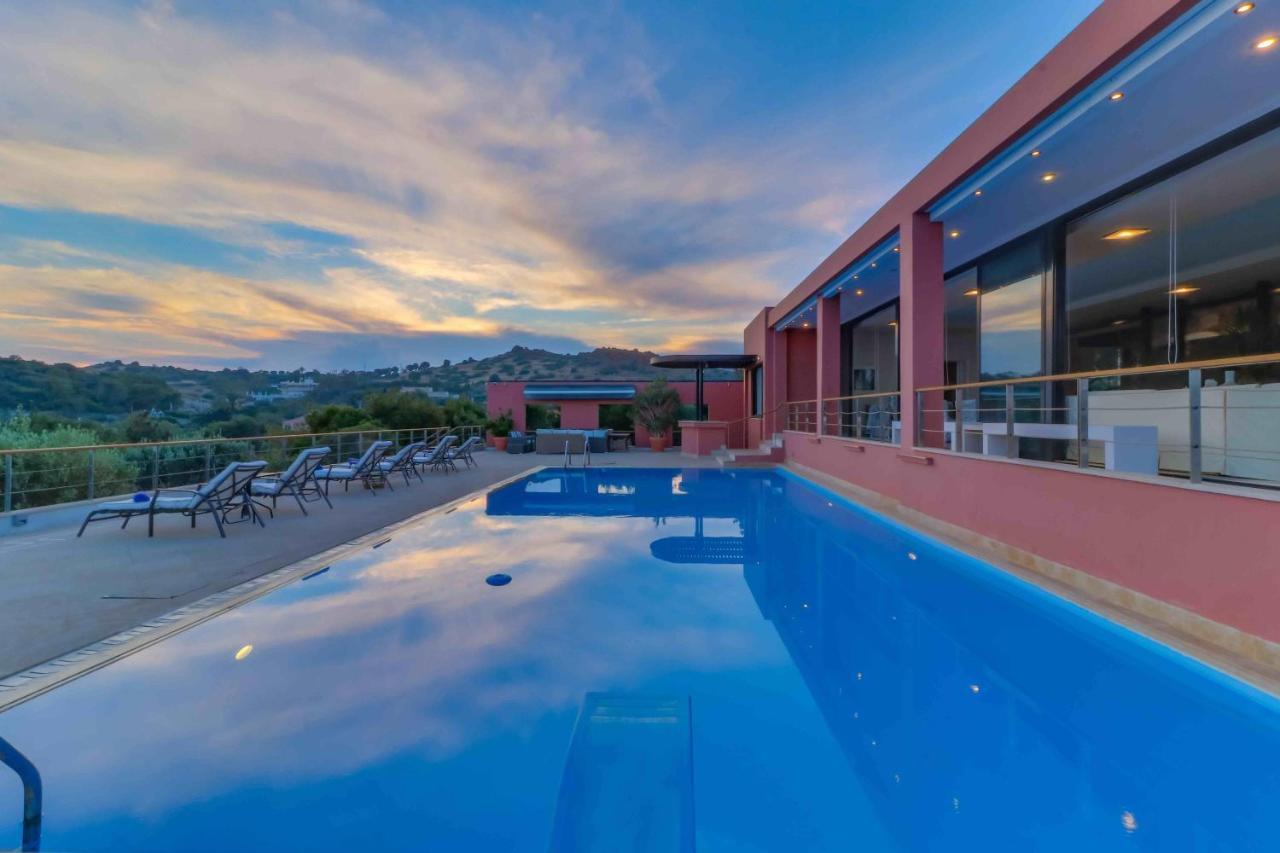 Black Diamond Beachfront Pool Villa Pasithea In Sounio, Athens Sounion Eksteriør billede